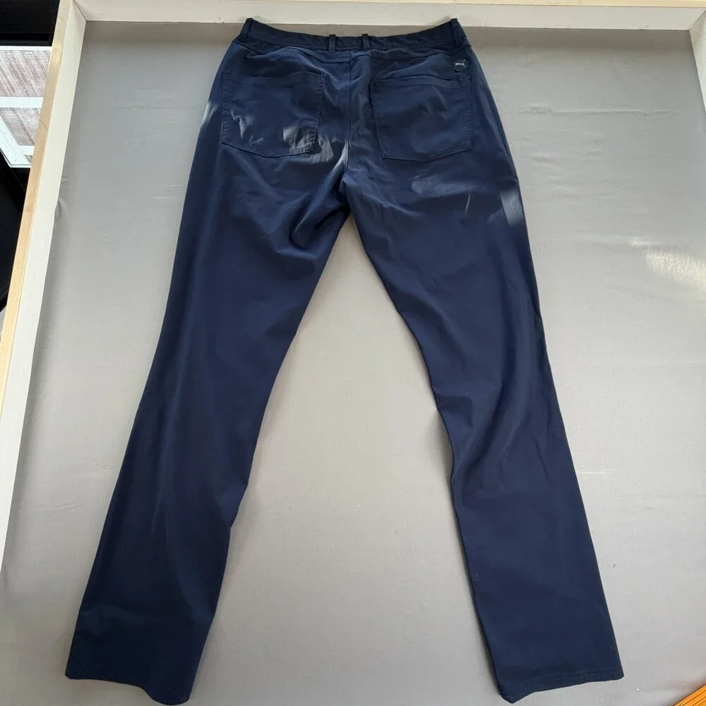 Puma Pants Mens FITS 34x33 Blue Stretch Khakis Golf 5 Pocket Performance Casual